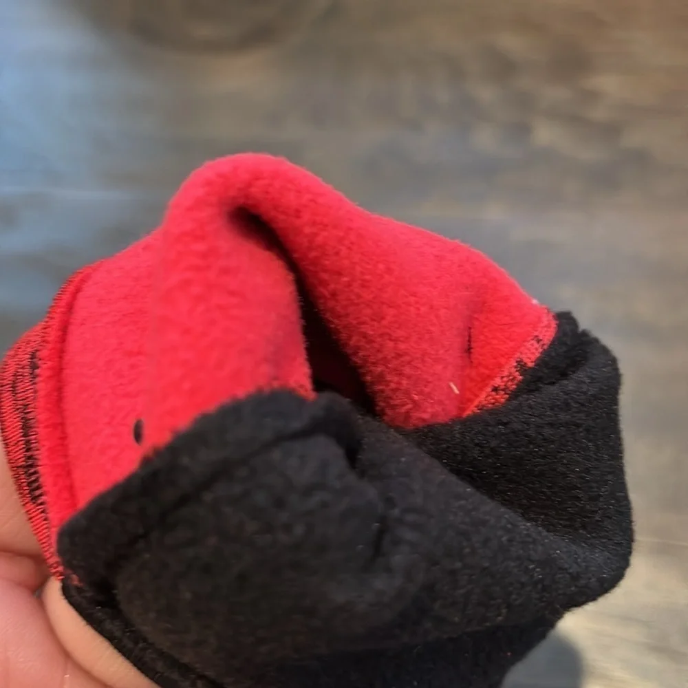 Igloo Pro Text Touch Sensitive Thermal CHR ceramic Heat Retention winter gloves